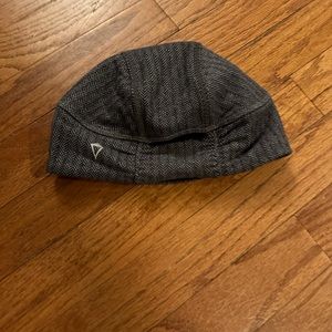 Ivivva reversible hat